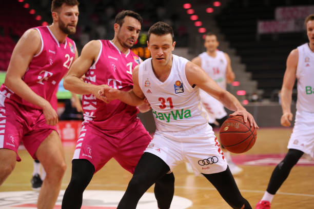 他的状态持 他的状态持